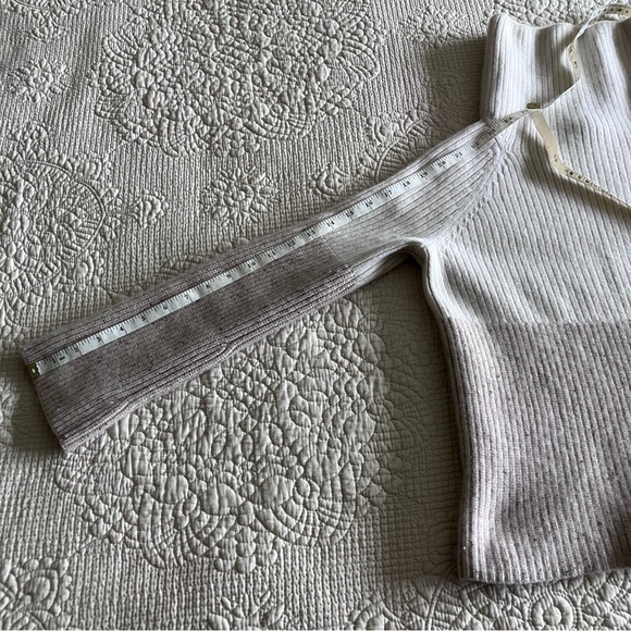 Ann Taylor ribbed heavy gauge 2 toned wide turtleneck - Picture 9 of 9